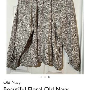Beautiful Floral Old Navy Smocked Peasant Top XL